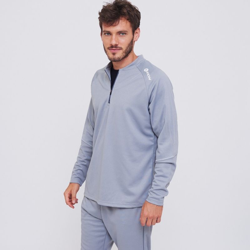 BUZO STRIKE GRIS SILVER