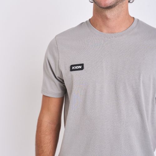 REMERA URBAN GRIS CLARO
