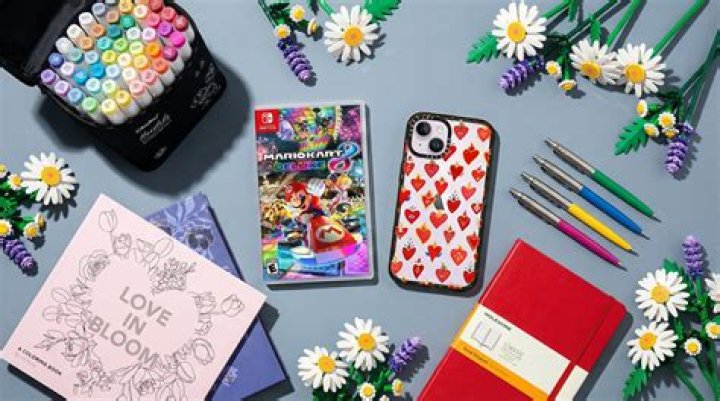 15 Valentine's Day Gifts Guaranteed to Backfire