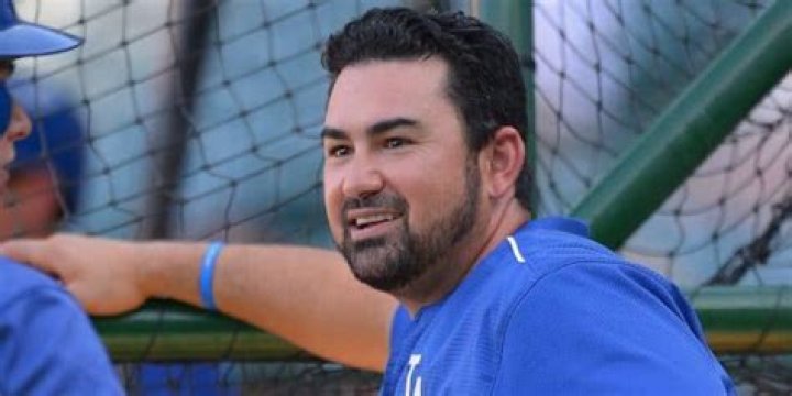 Adrian Gonzalez Net Worth | Celebrity Net Worth