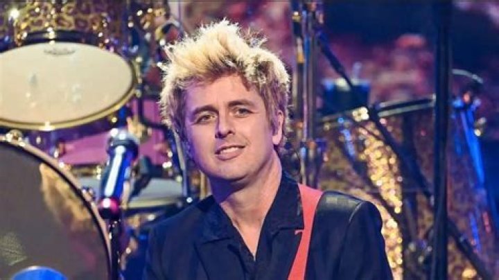 Billie Joe Armstrong’s Appearance; Plastic Surgery Or Makeup?