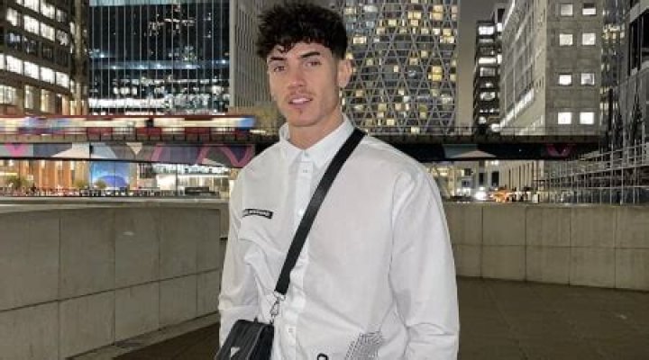 Cam Holmes Height, Weight, Age, Girlfriend, Facts, Biography