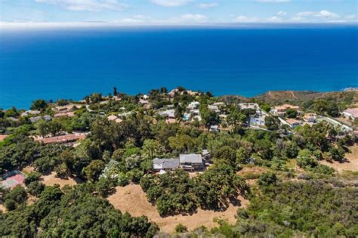 Do You Believe In Jumbo Loans? Cher Seeks $85 Million For Opulent Clifftop Malibu Estate