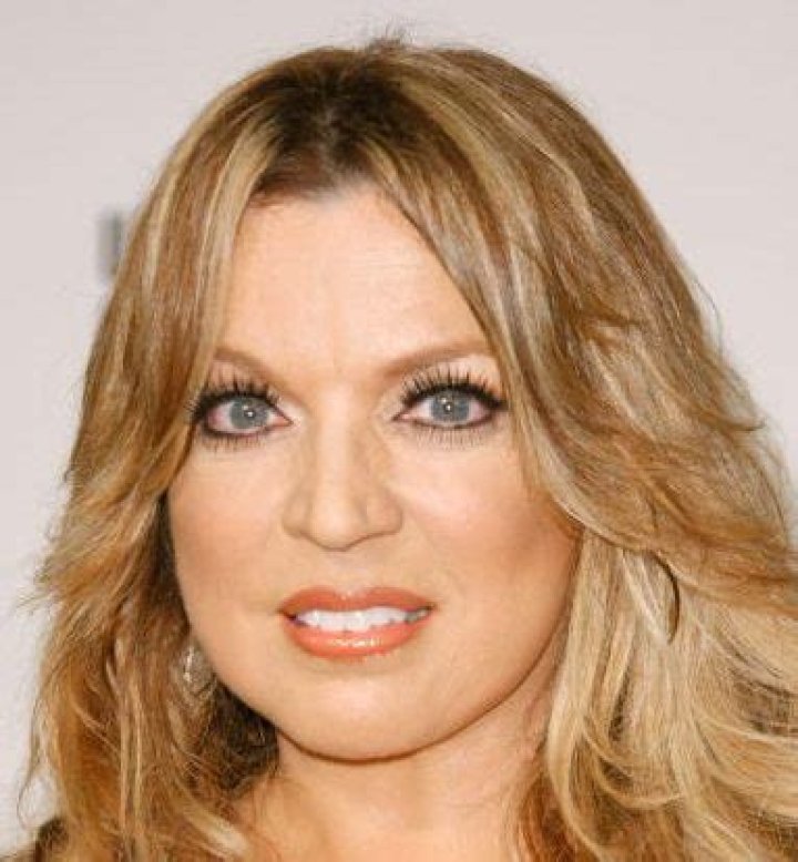 Ednita Nazario Net Worth | Celebrity Net Worth