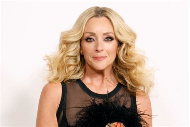 Jane Krakowski Net Worth | Celebrity Net Worth