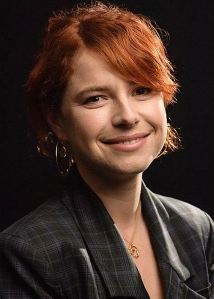 Jessie Buckley Height, Weight, Age, Body Statistics