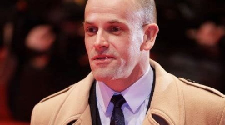 Jonny Lee Miller Height, Weight, Age, Girlfriend, Biography, Family
