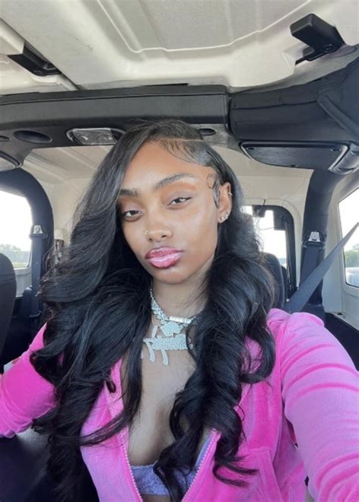 Lay Bankz Height, Weight, Age, Boyfriend, Family