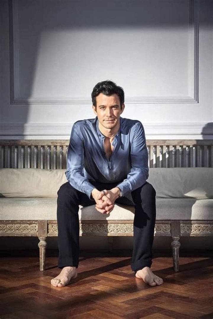 Luke Thompson (Actor) Height, Weight, Age, Body Statistics