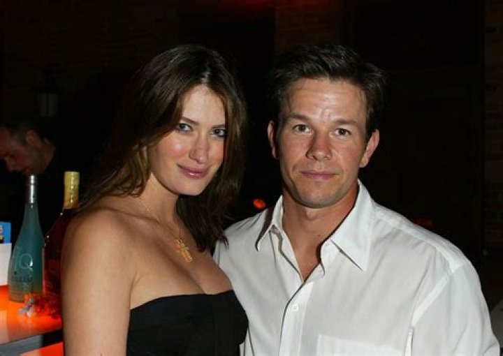 Mark Wahlberg Pays $15.6 Million For Two Vacant Lots In Las Vegas Suburbs