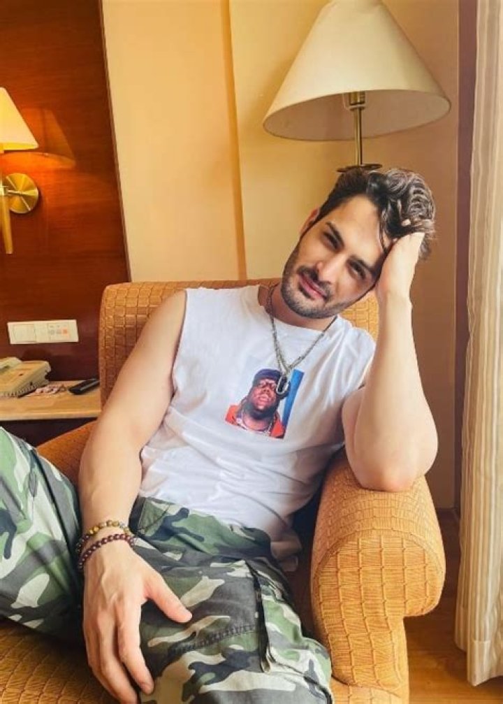 Umar Riaz Height, Weight, Age, Body Statistics