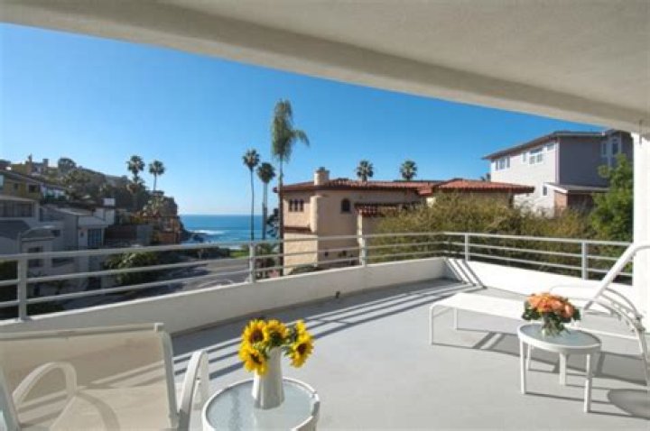 Warren Buffett's Laguna Beach Vacation Home Is For Sale