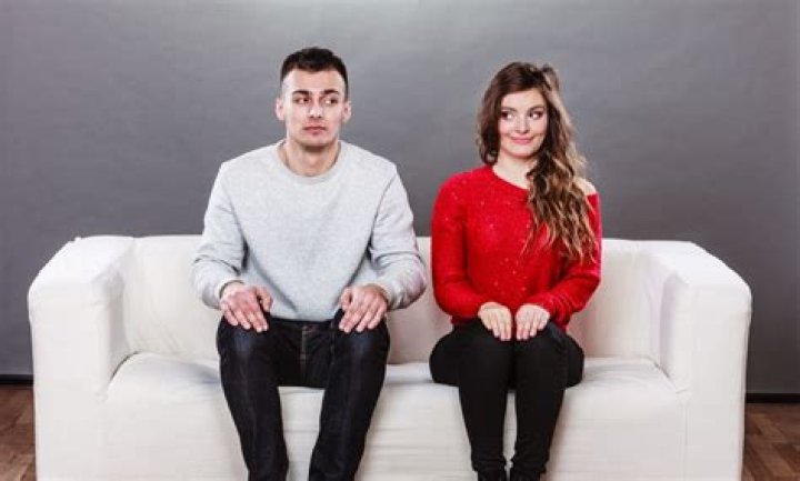 What Is a Situationship? Your Guide to Modern Dating