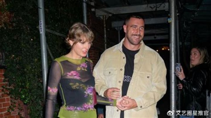 Who is Taylor Henderson Dating Now